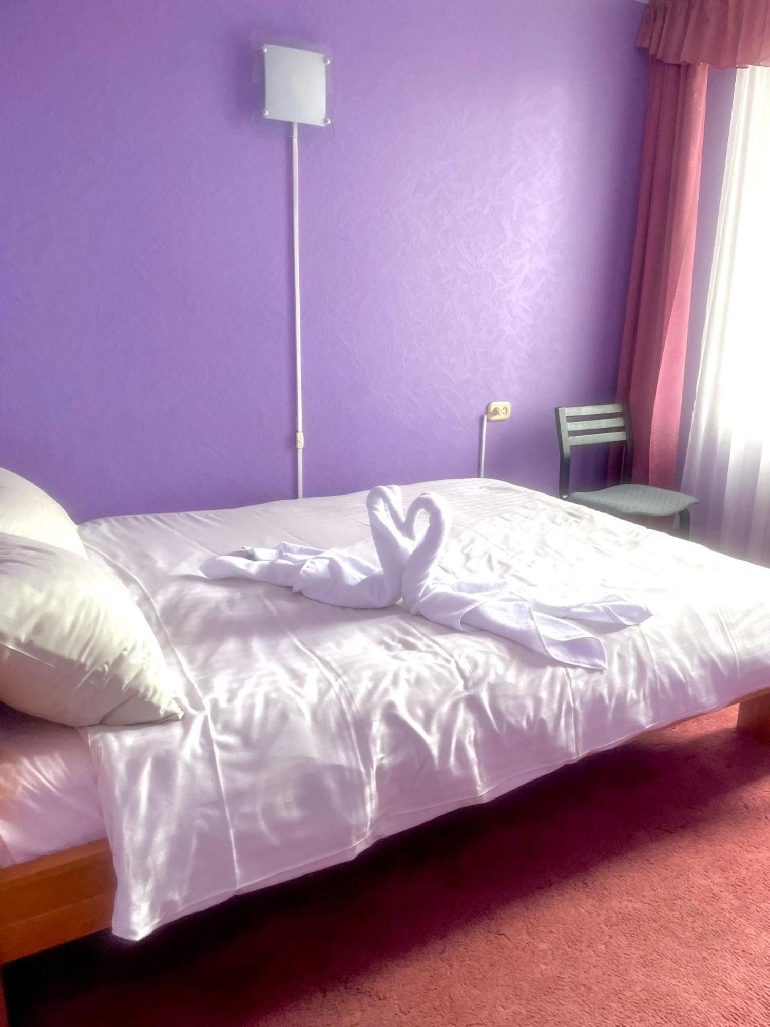 Riverside Motel Jelgava Buitenkant foto